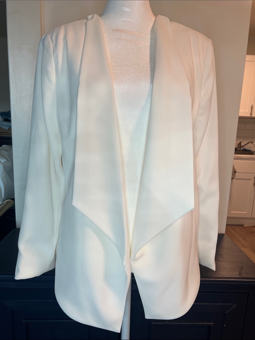 Lined Express Women's Ivory Open-Front Draped Blazer With Side Packet. Size 12